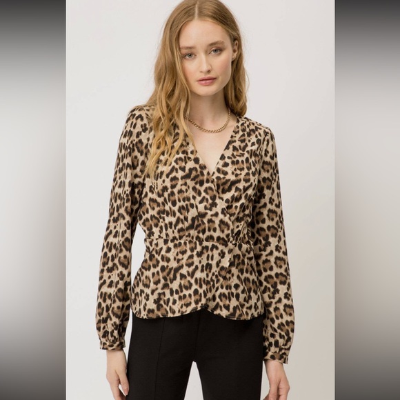 🆕Blouse Leopard Print Wrap Peplum Top S, M & L Available - Picture 7 of 8